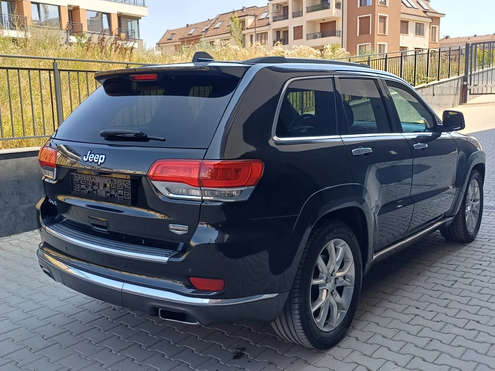 Jeep Grand cherokee 3.6 SUMMIT , снимка 5 - Автомобили и джипове - 55806790