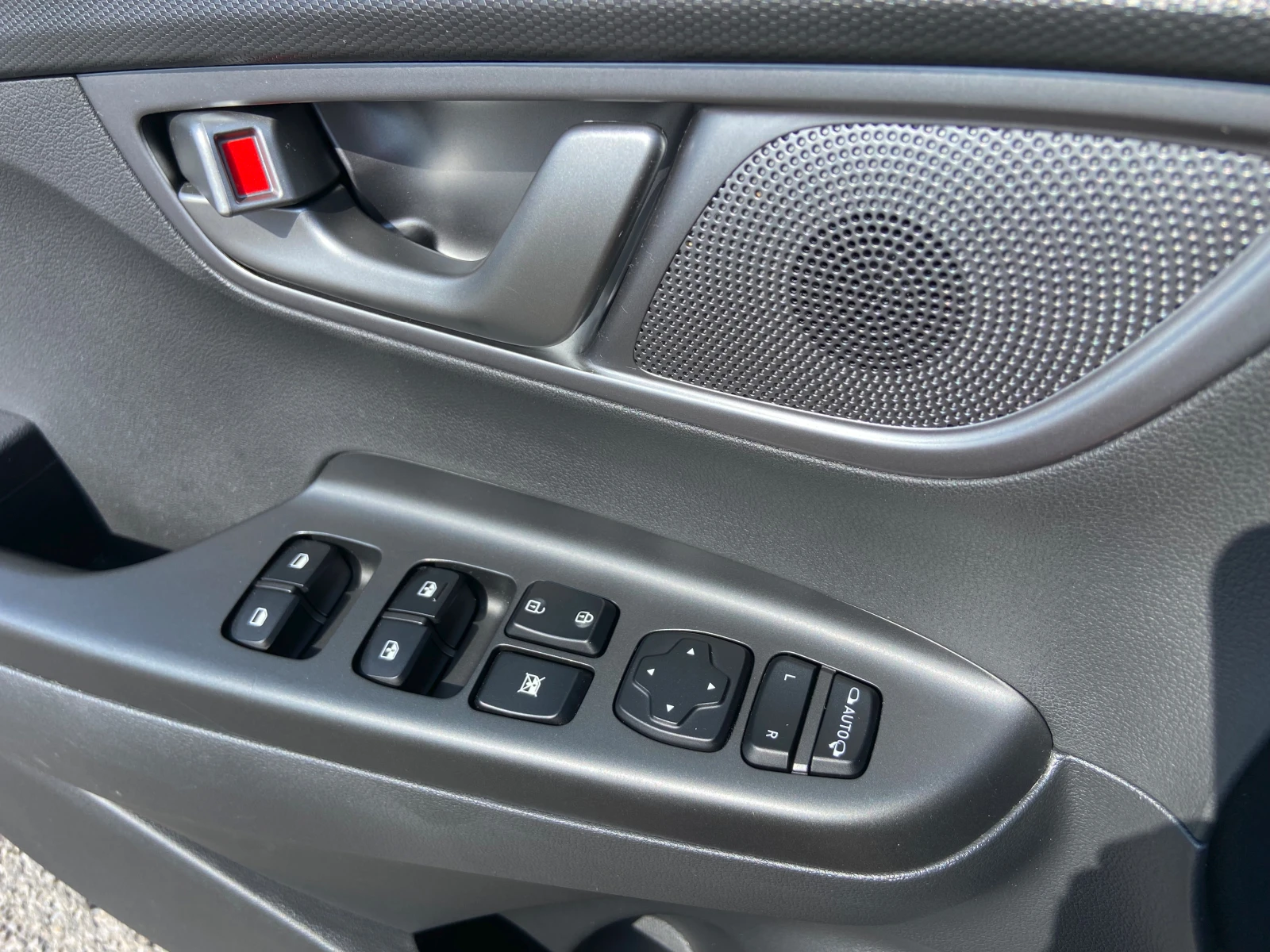 Hyundai Kona SOH100%-Термо помпа!, снимка 7 - Автомобили и джипове - 55903088