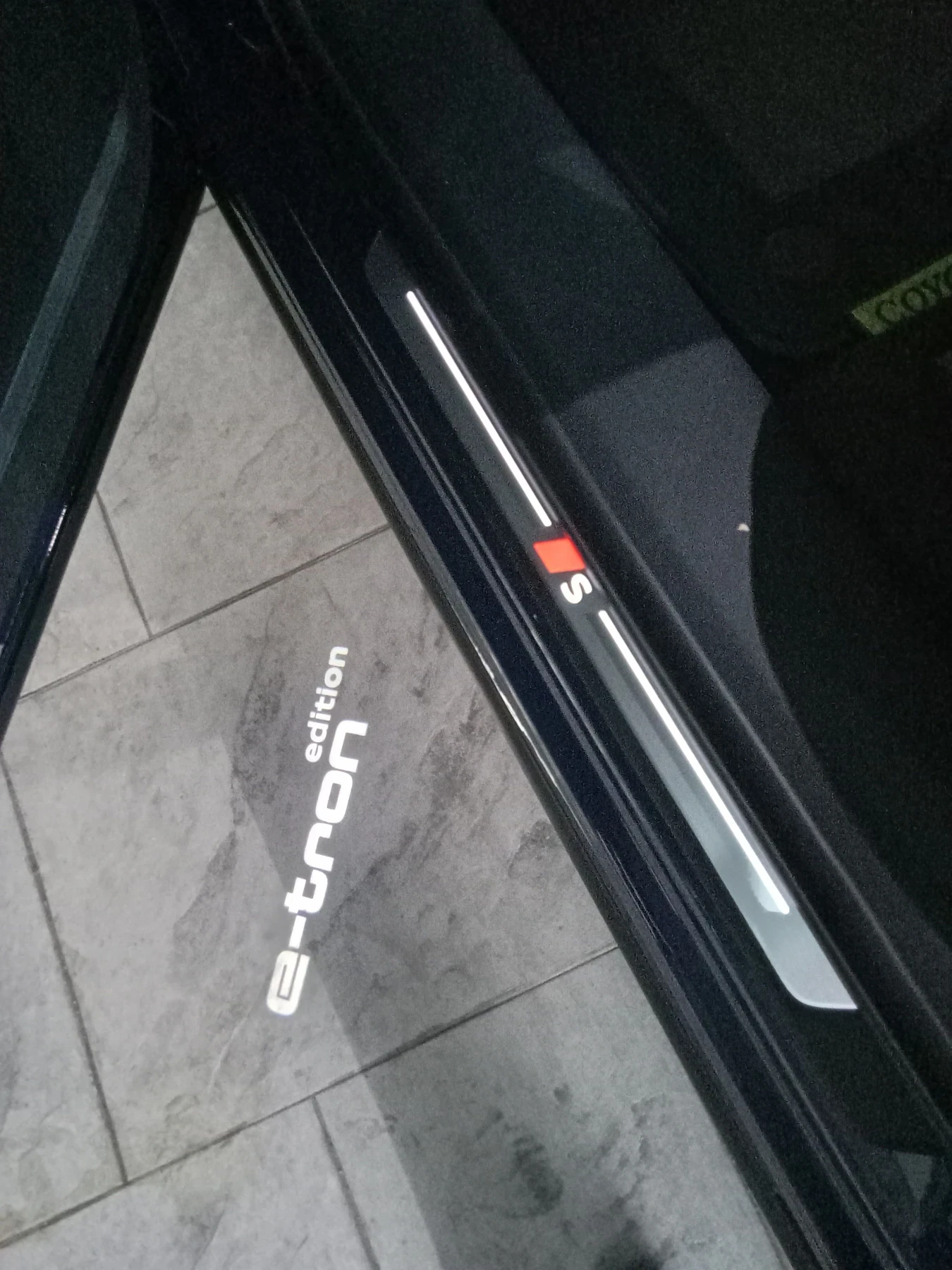 Audi Q6  SQ6 Edition One 100kw , снимка 15 - Автомобили и джипове - 56106899