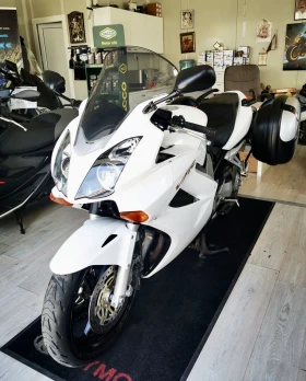 Honda Vfr 800i, снимка 4