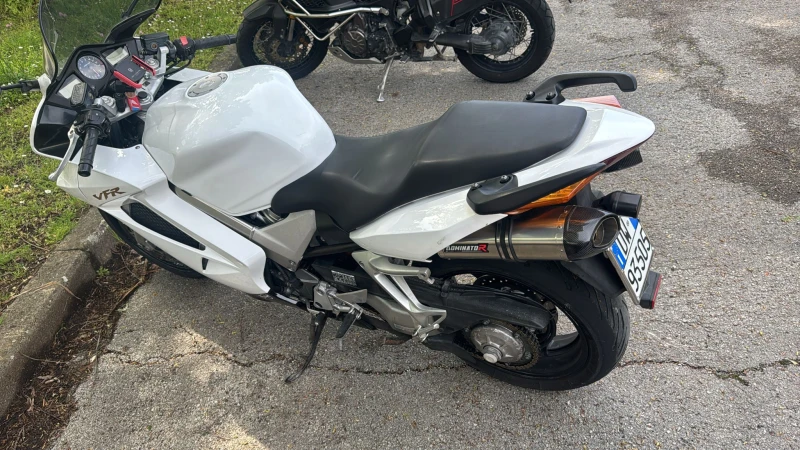 Honda Vfr 800i, снимка 16 - Мотоциклети и мототехника - 51096187