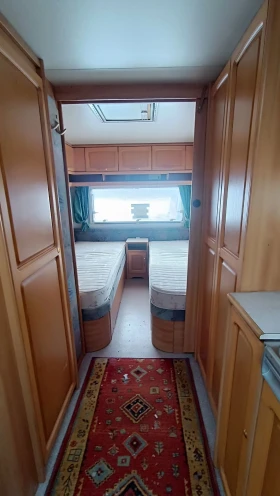 Каравана Knaus Azur Royale 540, снимка 13