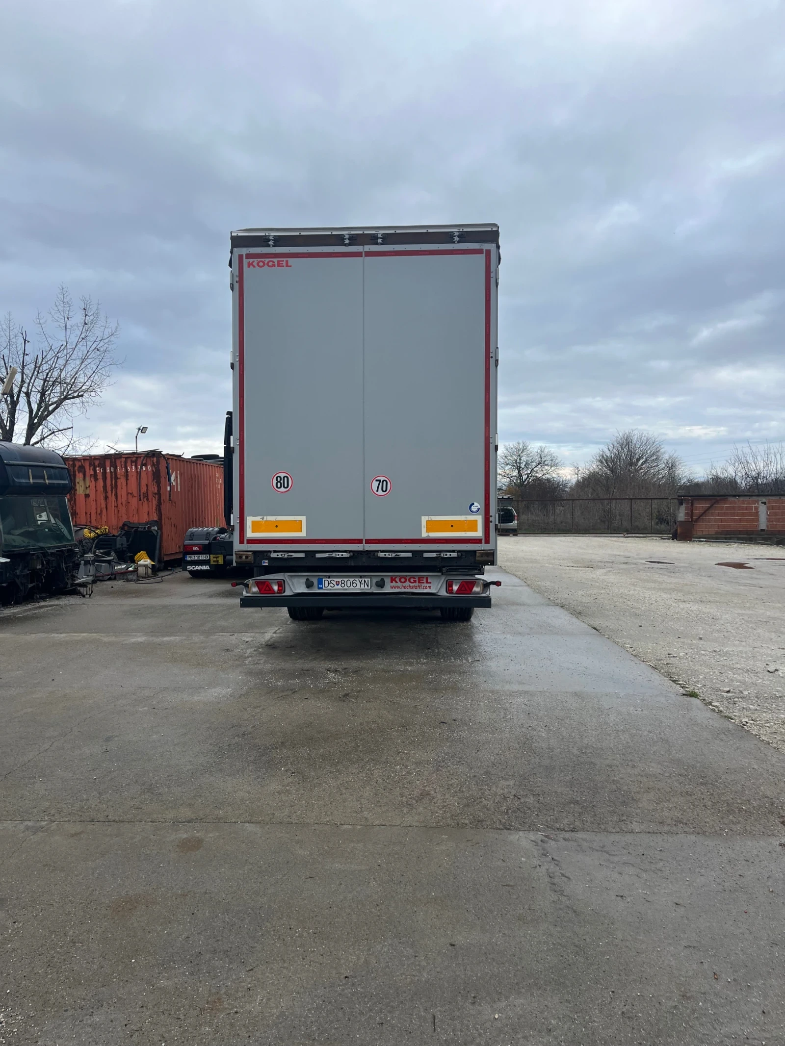 ����������� Mega Mega | Mobile.bg � ����������� 4