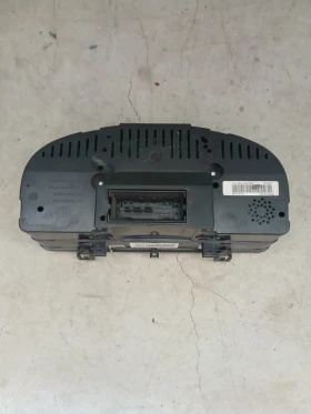 1T0920 872F километраж VW Touaran, снимка 2