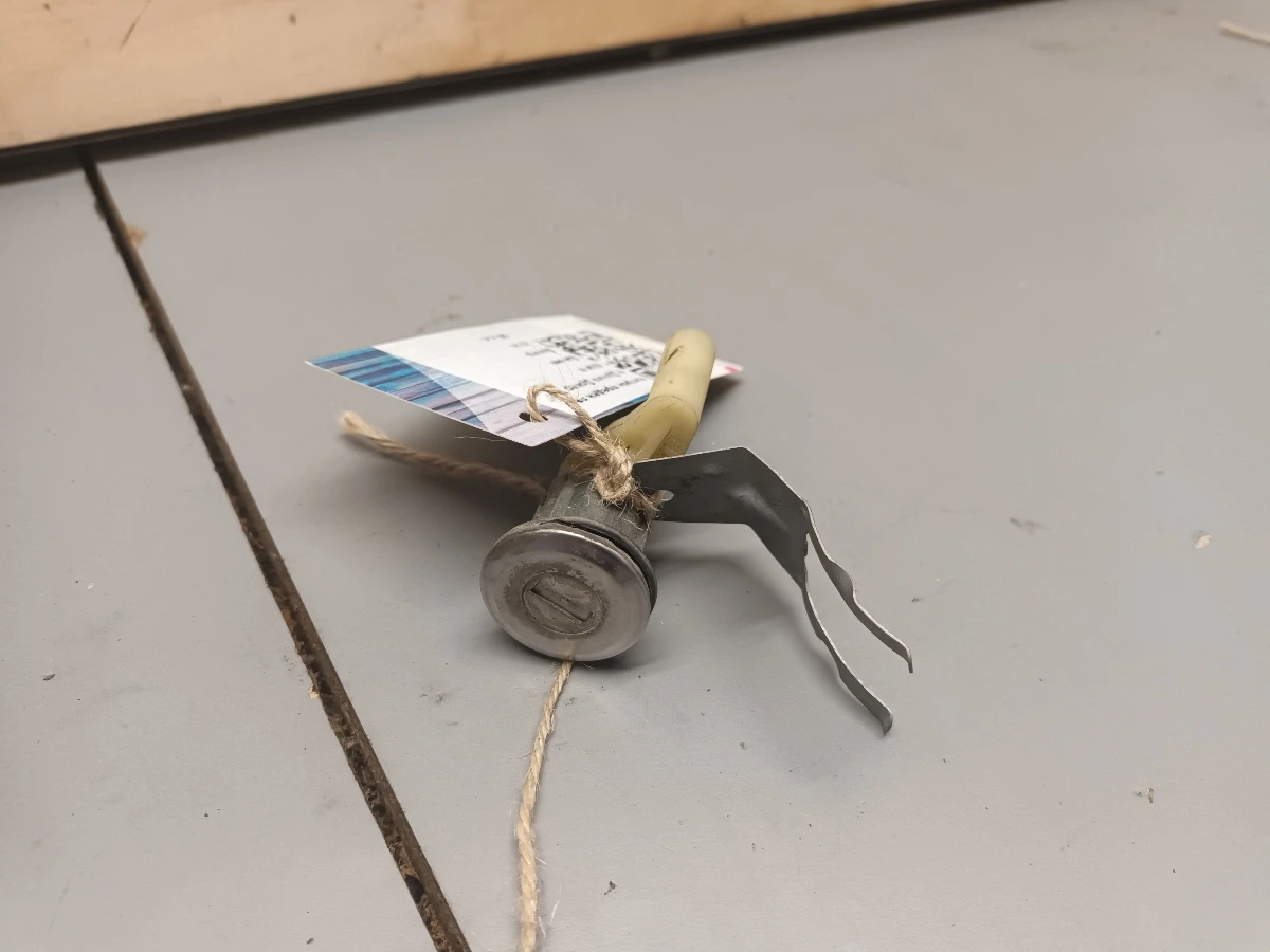 патрон преден ляв Дачия Докер 1,5дци в