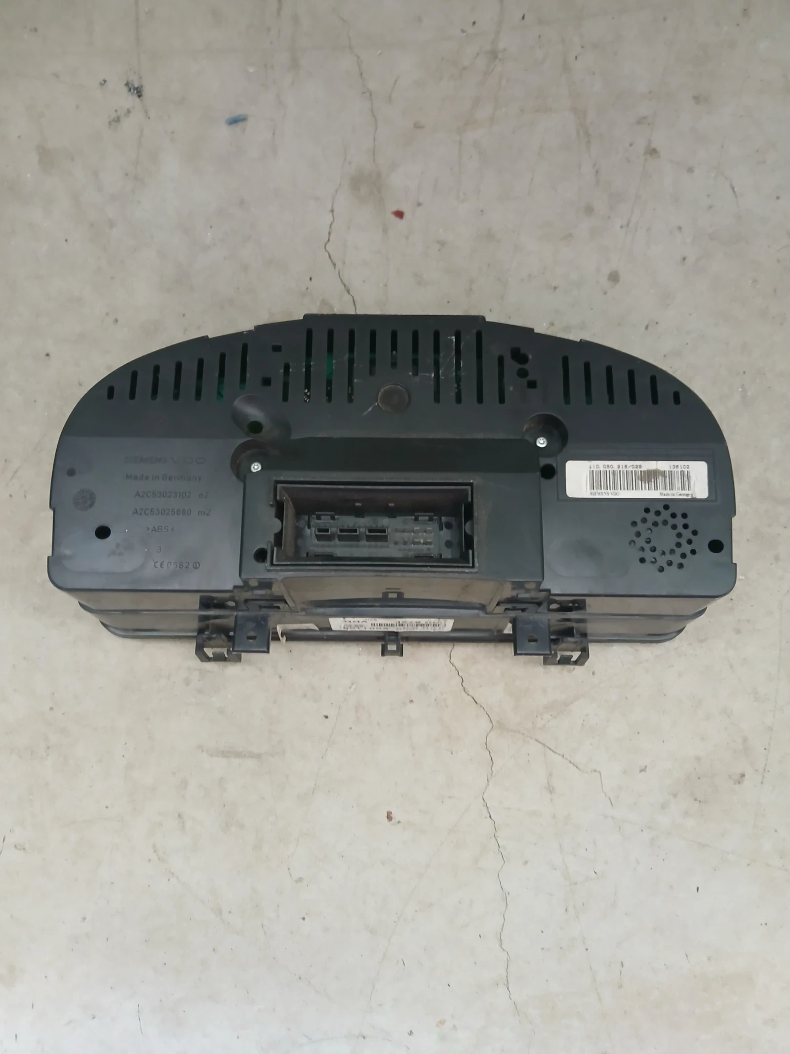 1T0920 872F километраж VW Touaran, снимка 2 - Части - 55203162