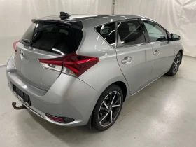 Toyota Auris H2 Selected 1.8 Хибрид, снимка 2