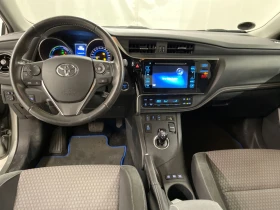 Toyota Auris H2 Selected 1.8 Хибрид, снимка 3