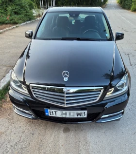 Mercedes-Benz C 220     Седан , снимка 1