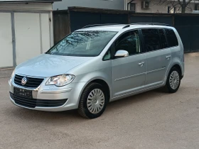 VW Touran 2.0TDI, снимка 2