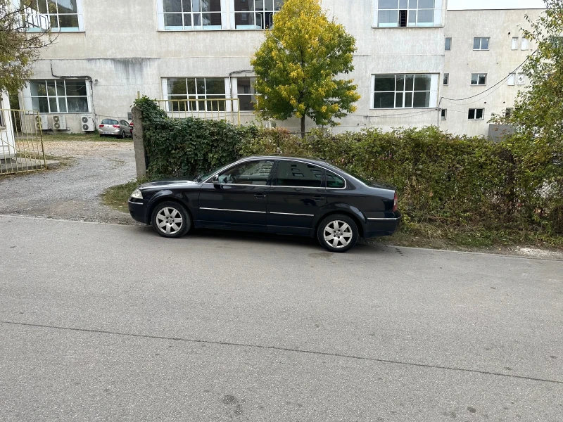 VW Passat Vw Passat 2, 5 TDI 4x4, снимка 11 - Автомобили и джипове - 44924715