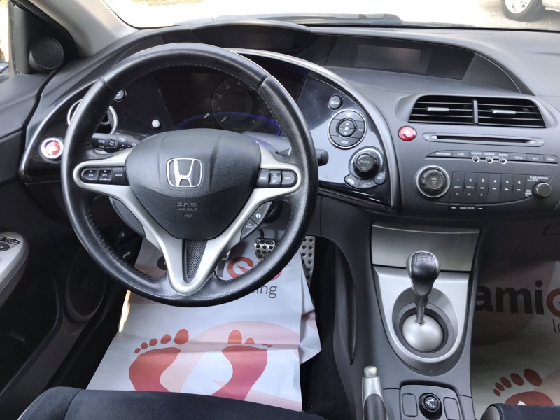 Honda Civic 1.8 vtec, снимка 12 - Автомобили и джипове - 44943703