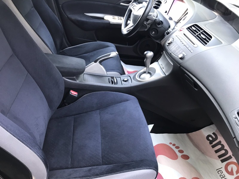 Honda Civic 1.8 vtec, снимка 10 - Автомобили и джипове - 44943703