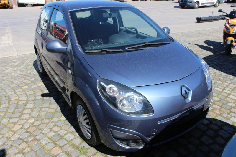 Renault Twingo 1.2I НОВ ВНОС, снимка 8 - Автомобили и джипове - 47403617