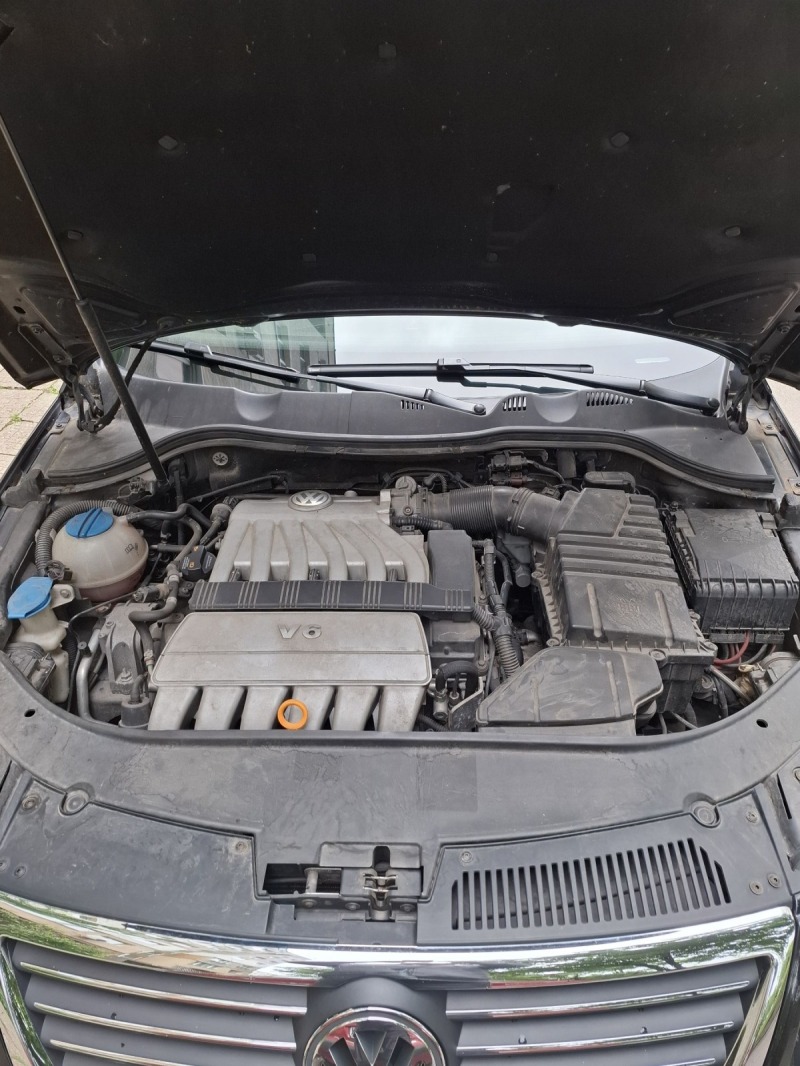 VW Passat 3.2 бензин 4motion, снимка 2 - Автомобили и джипове - 45906809