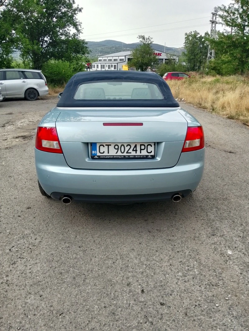 Audi A4 2.4i, снимка 5 - Автомобили и джипове - 46455311