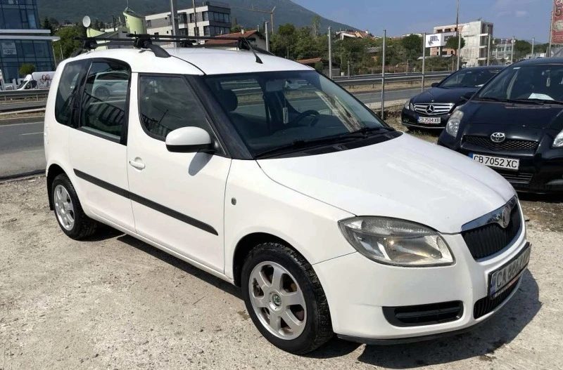 Skoda Roomster 1.4TDI Регистриран, снимка 3 - Автомобили и джипове - 46658246