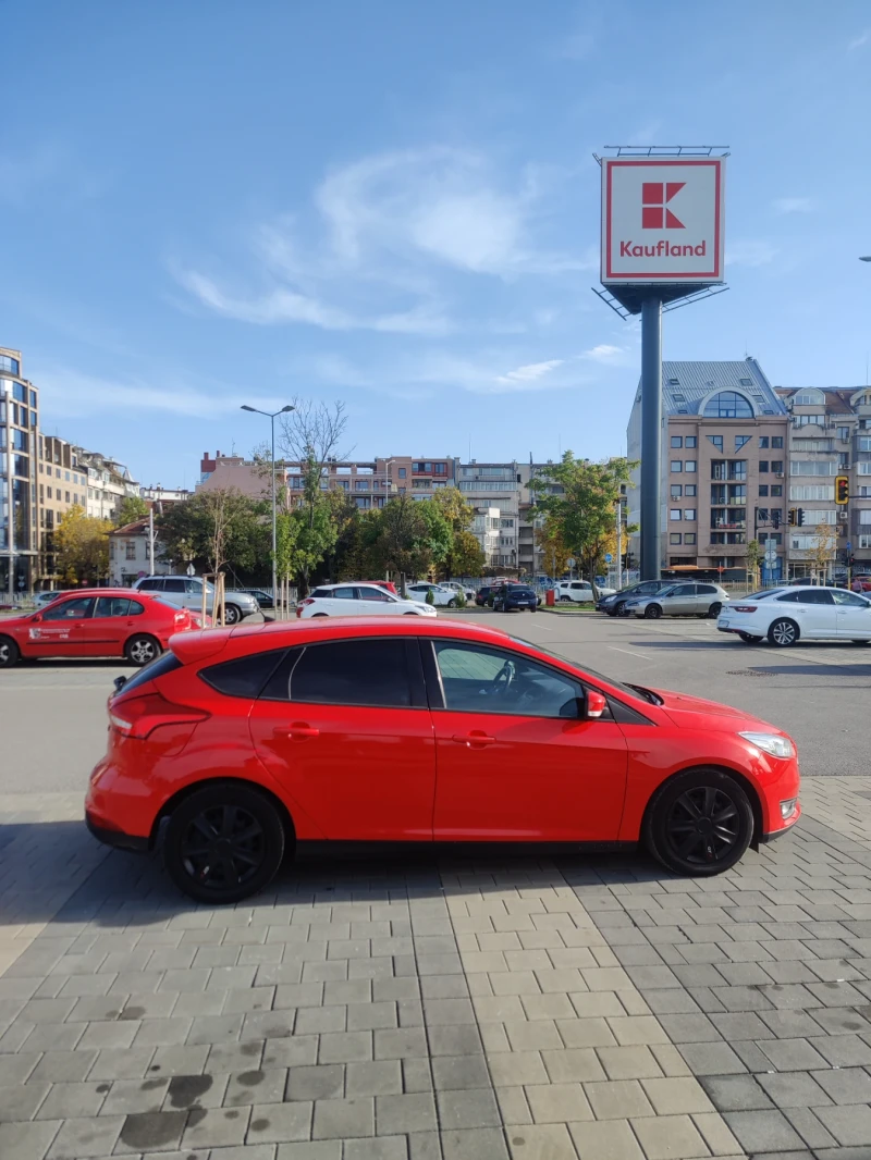 Ford Focus 1.0, снимка 2 - Автомобили и джипове - 47533753