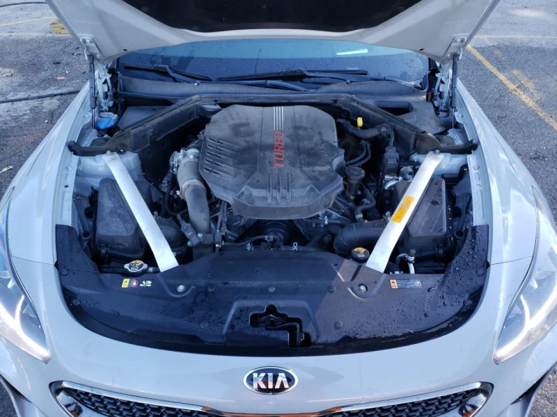 Kia Stinger GT2 3.3L, снимка 11 - Автомобили и джипове - 48069526