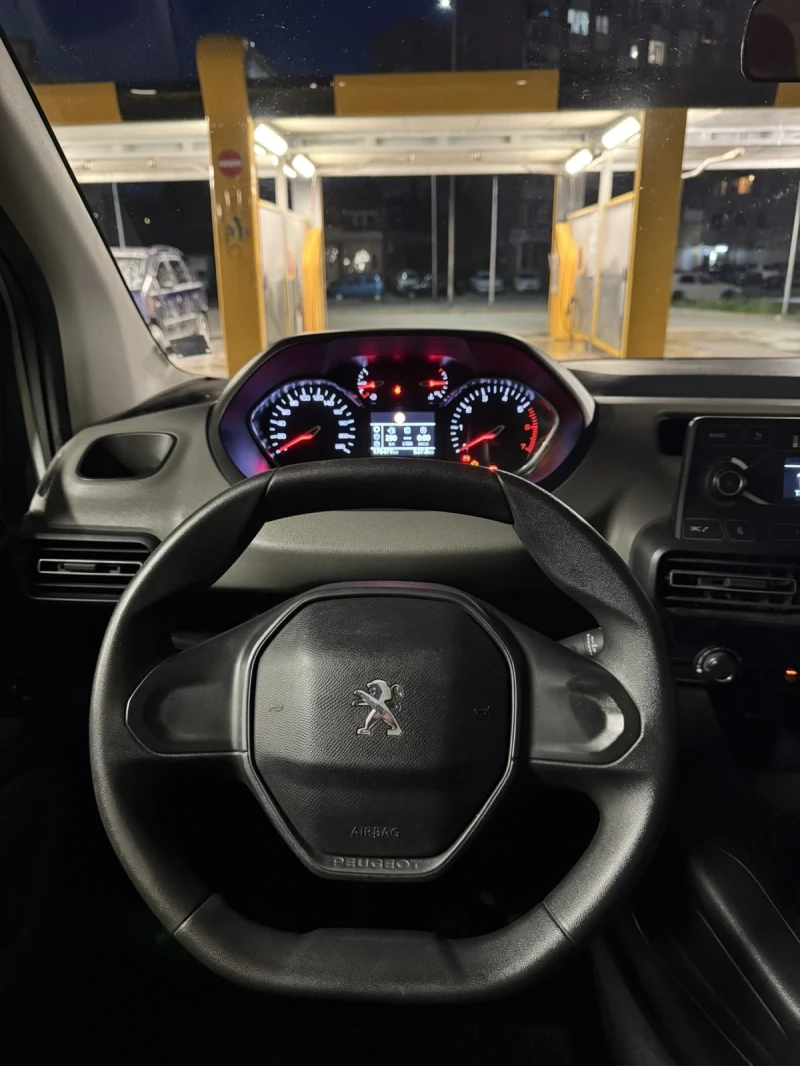 Peugeot Rifter Първи собственик, снимка 13 - Автомобили и джипове - 52260766