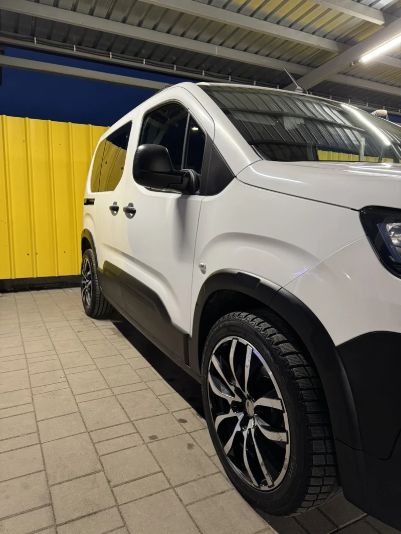 Peugeot Rifter Първи собственик, снимка 5 - Автомобили и джипове - 52260766