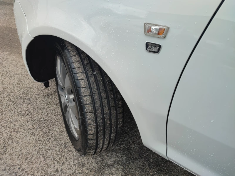 Opel Corsa 1.3CDTI-75ks-, снимка 9 - Автомобили и джипове - 49795794