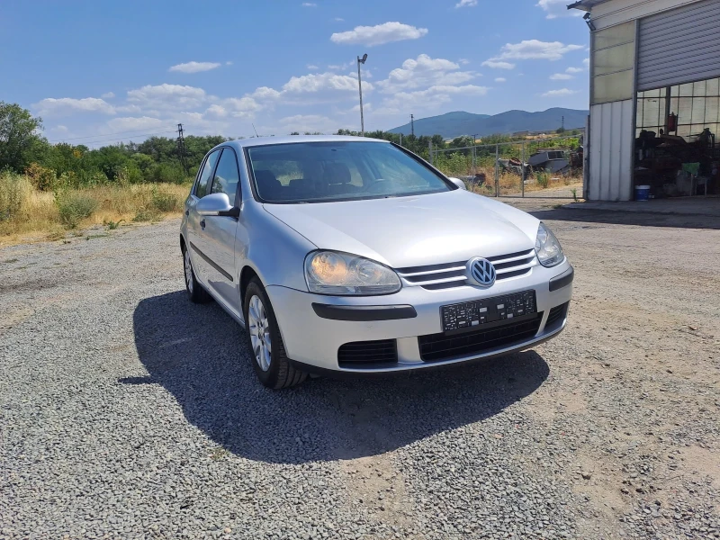 VW Golf 1.6 benzin, снимка 2 - Автомобили и джипове - 51171498