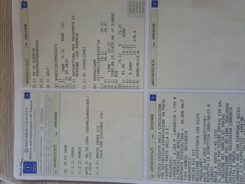 VW Golf 1.6 benzin, снимка 9 - Автомобили и джипове - 51171498