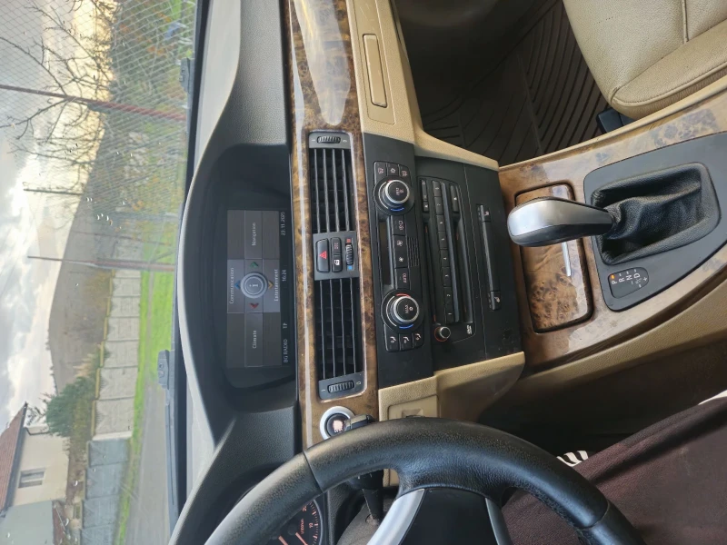 BMW 320, снимка 11 - Автомобили и джипове - 52514856