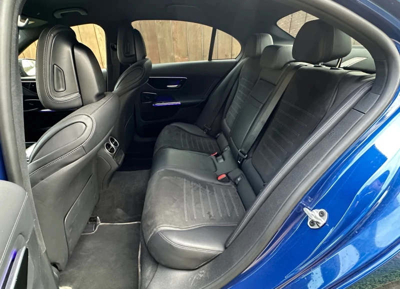 Mercedes-Benz C 300 AMG-Line, снимка 9 - Автомобили и джипове - 52725587