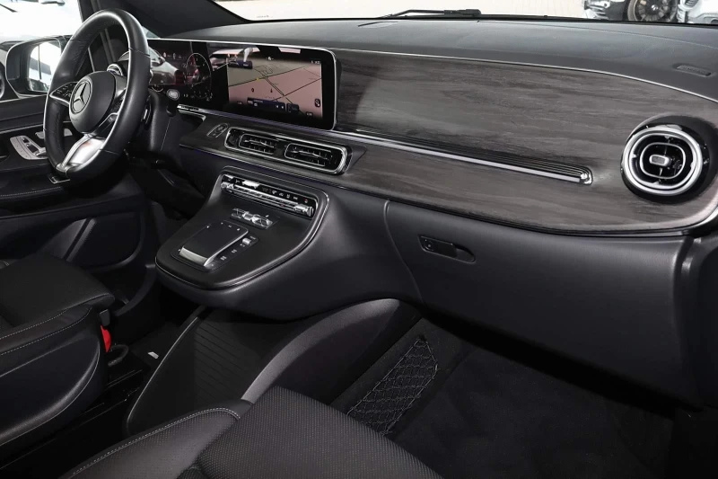Mercedes-Benz V 300 d/AMG/4-MATIC/LONG/AVANTGARDE/BURM/360/NIGHT/, снимка 10 - Автомобили и джипове - 52875505