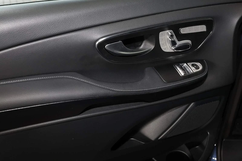 Mercedes-Benz V 300 d/AMG/4-MATIC/LONG/AVANTGARDE/BURM/360/NIGHT/, снимка 5 - Автомобили и джипове - 52875505