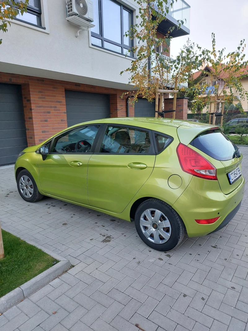 Ford Fiesta, снимка 8 - Автомобили и джипове - 52937889