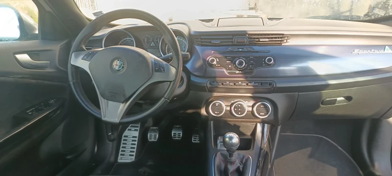Alfa Romeo Giulietta 1.4 TB 170 hp, снимка 9 - Автомобили и джипове - 52989859