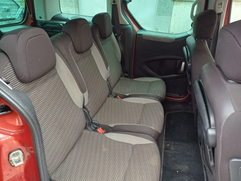 Peugeot Partner Teppe 1.6hdi, снимка 13 - Автомобили и джипове - 53088646