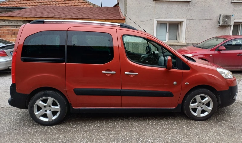Peugeot Partner Teppe 1.6hdi, снимка 4 - Автомобили и джипове - 53088646