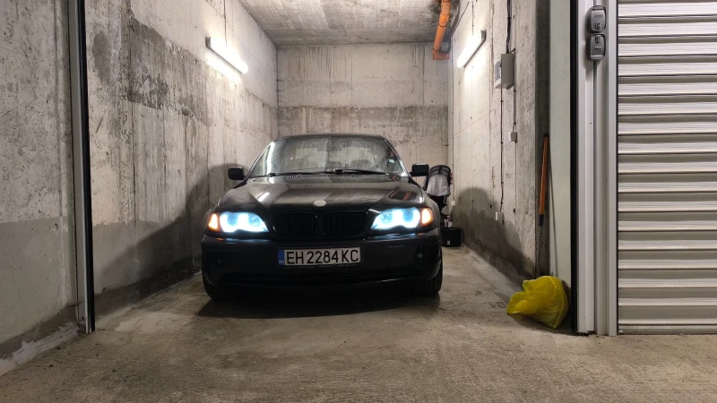 BMW 330, снимка 11 - Автомобили и джипове - 53402196