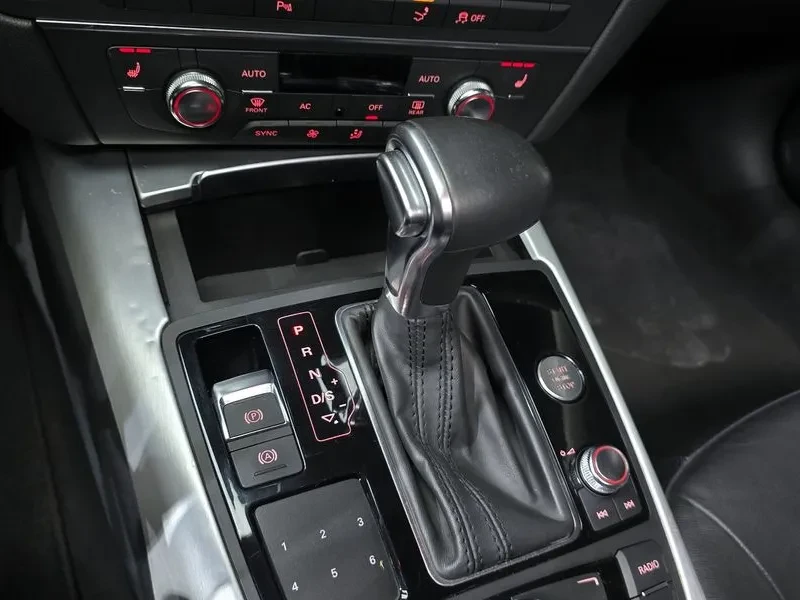 Audi A7 3.0 Tfsi Quattro Entry 4G, снимка 9 - Автомобили и джипове - 54944916