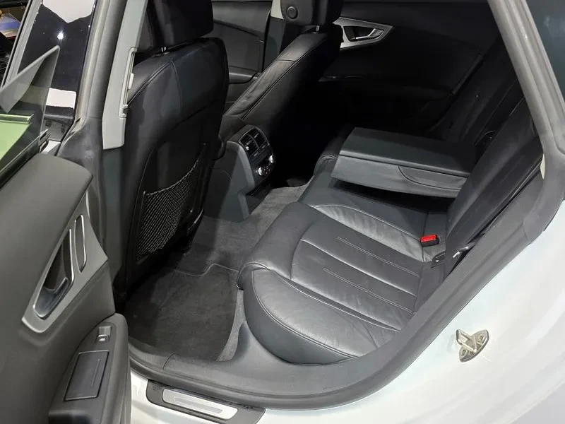 Audi A7 3.0 Tfsi Quattro Entry 4G, снимка 11 - Автомобили и джипове - 54944916