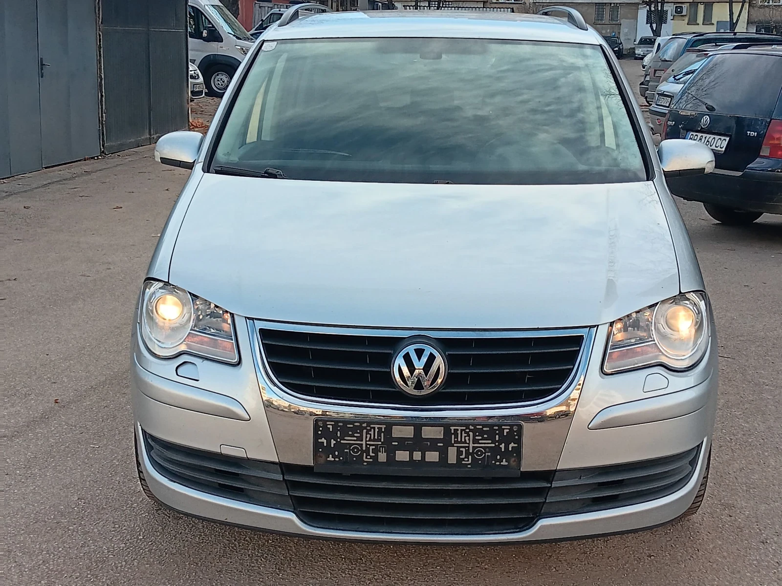 VW Touran 2.0TDI, снимка 1