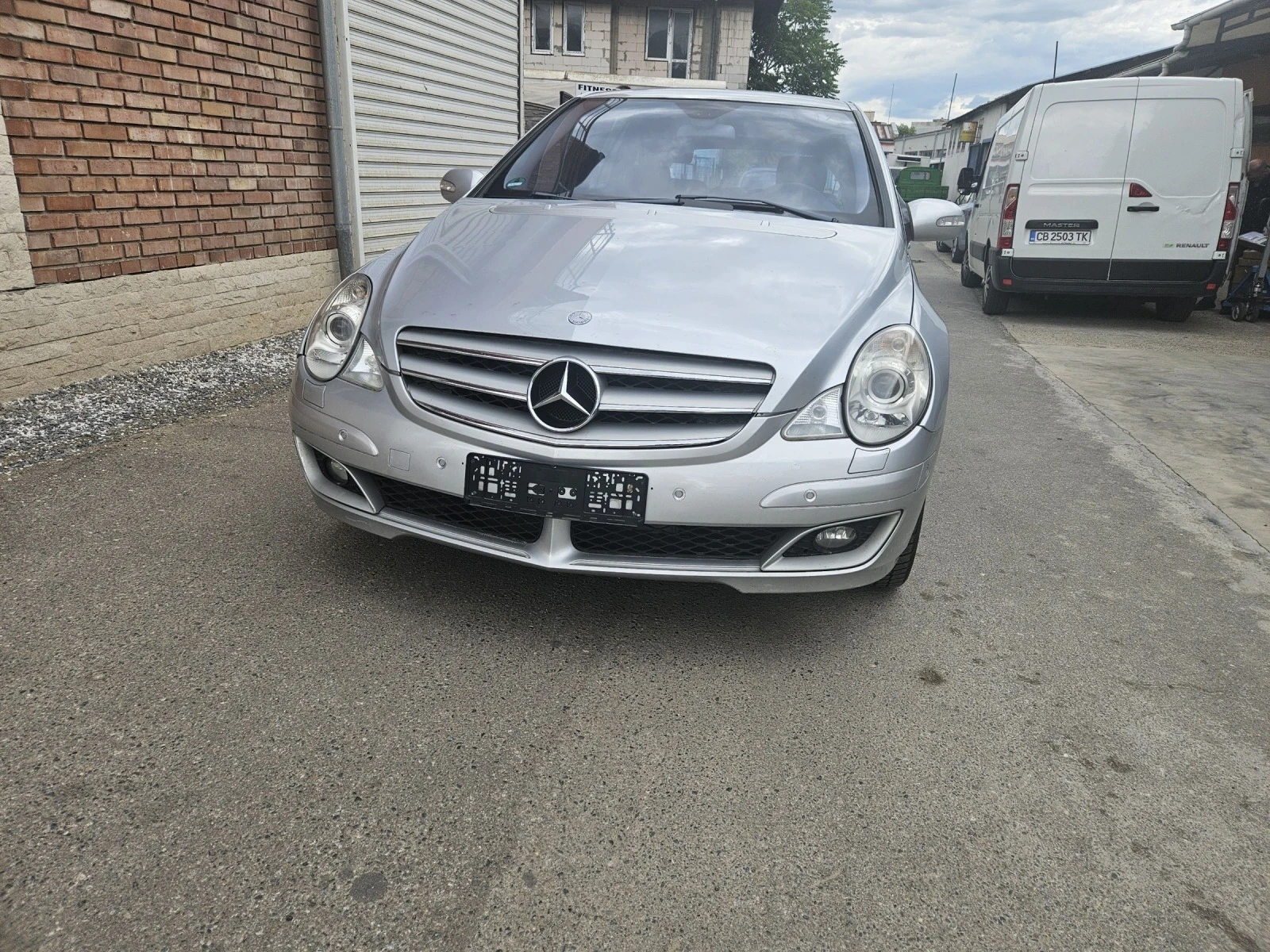 Mercedes-Benz R 350 3.5 бензин газ - [1] 