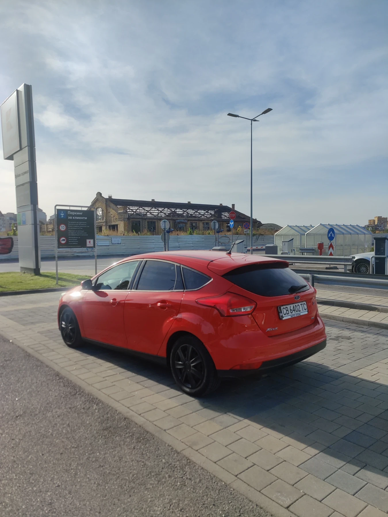 Ford Focus 1.0 6 скорости - изображение 4