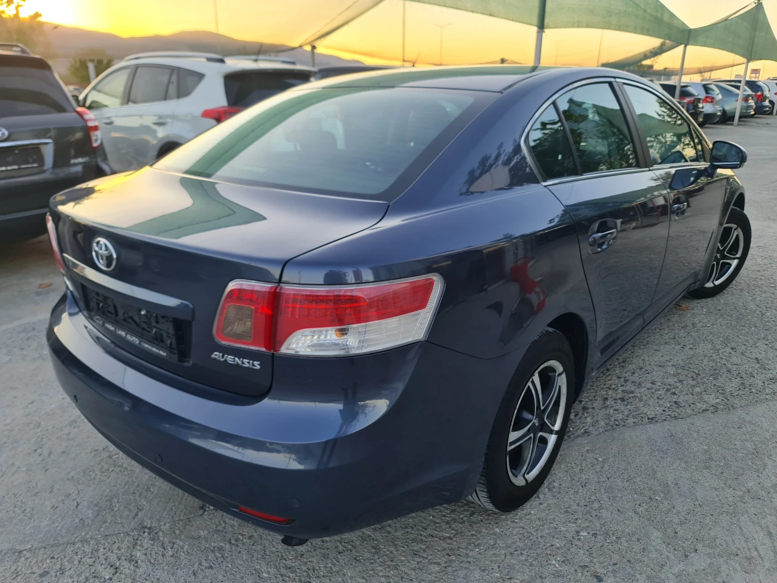 Toyota Avensis 1.8 VVTI 144хл км Седан  - изображение 4