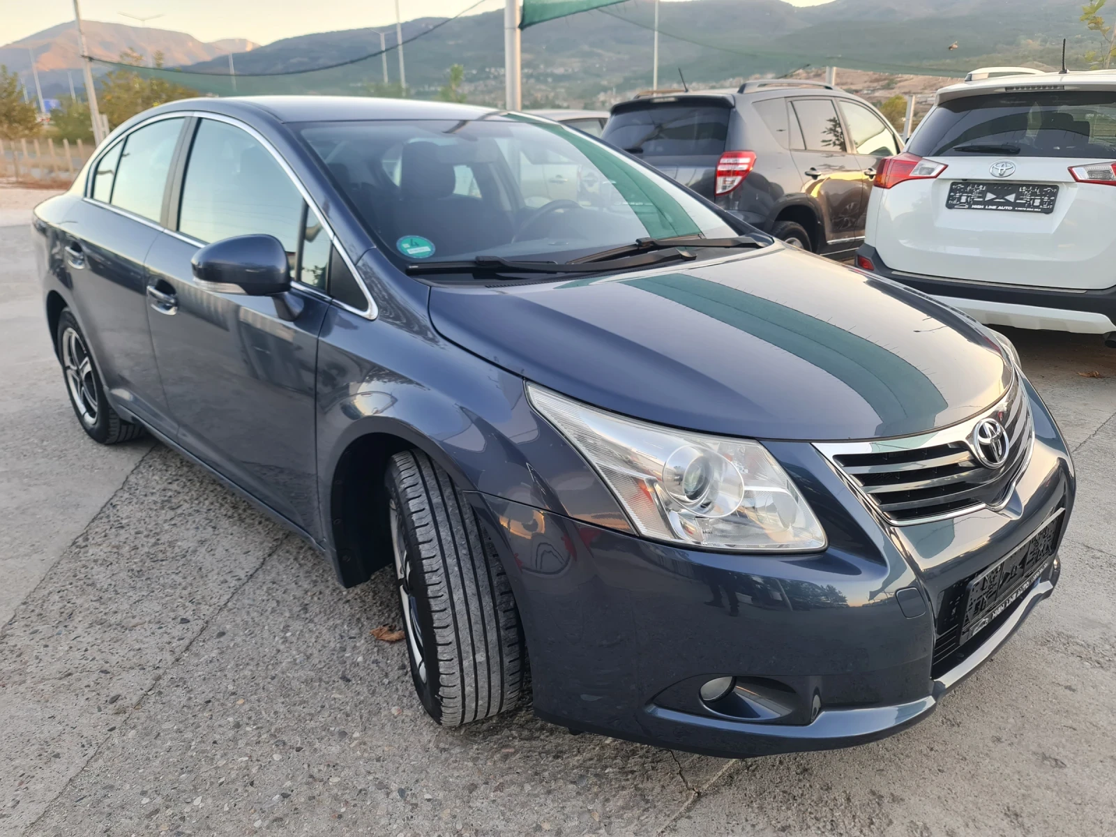 Toyota Avensis 1.8 VVTI 144хл км Седан  - изображение 3