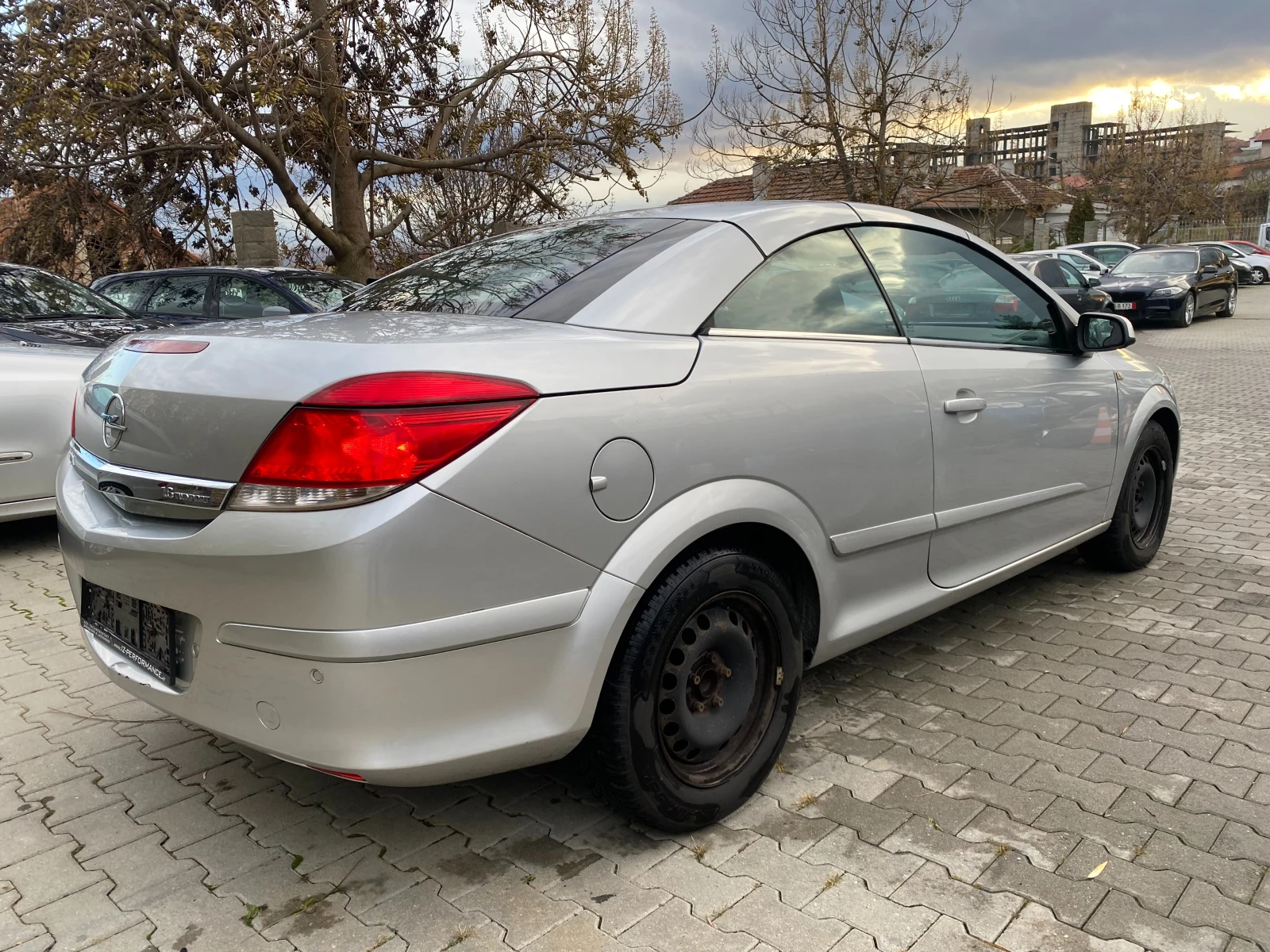 Opel Astra 1.6i 105к.с - изображение 4