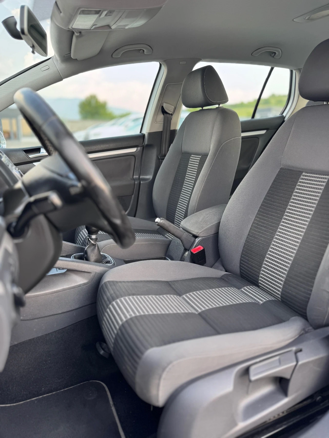 VW Golf | Mobile.bg   11