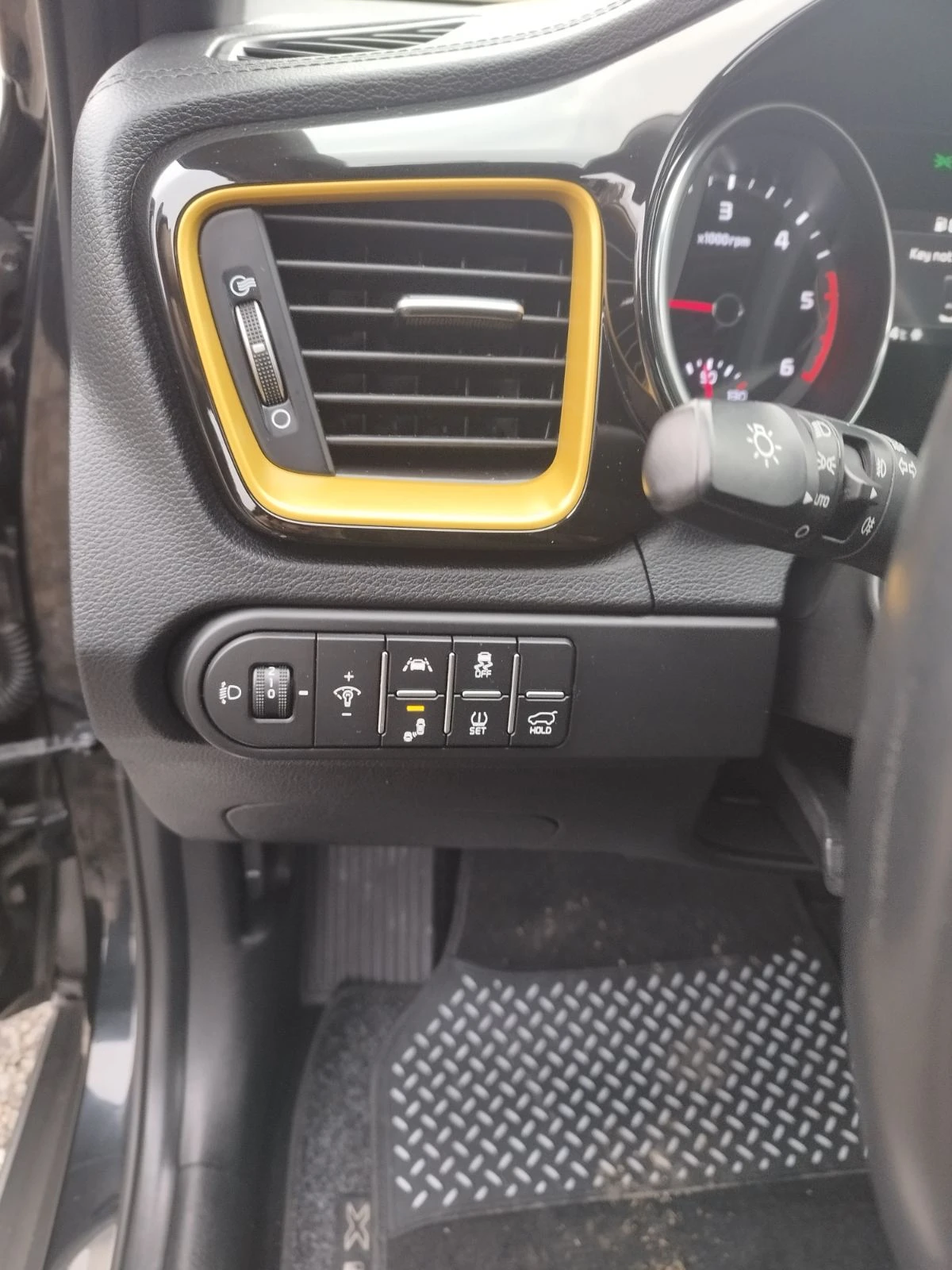 Kia XCeed  - изображение 10
