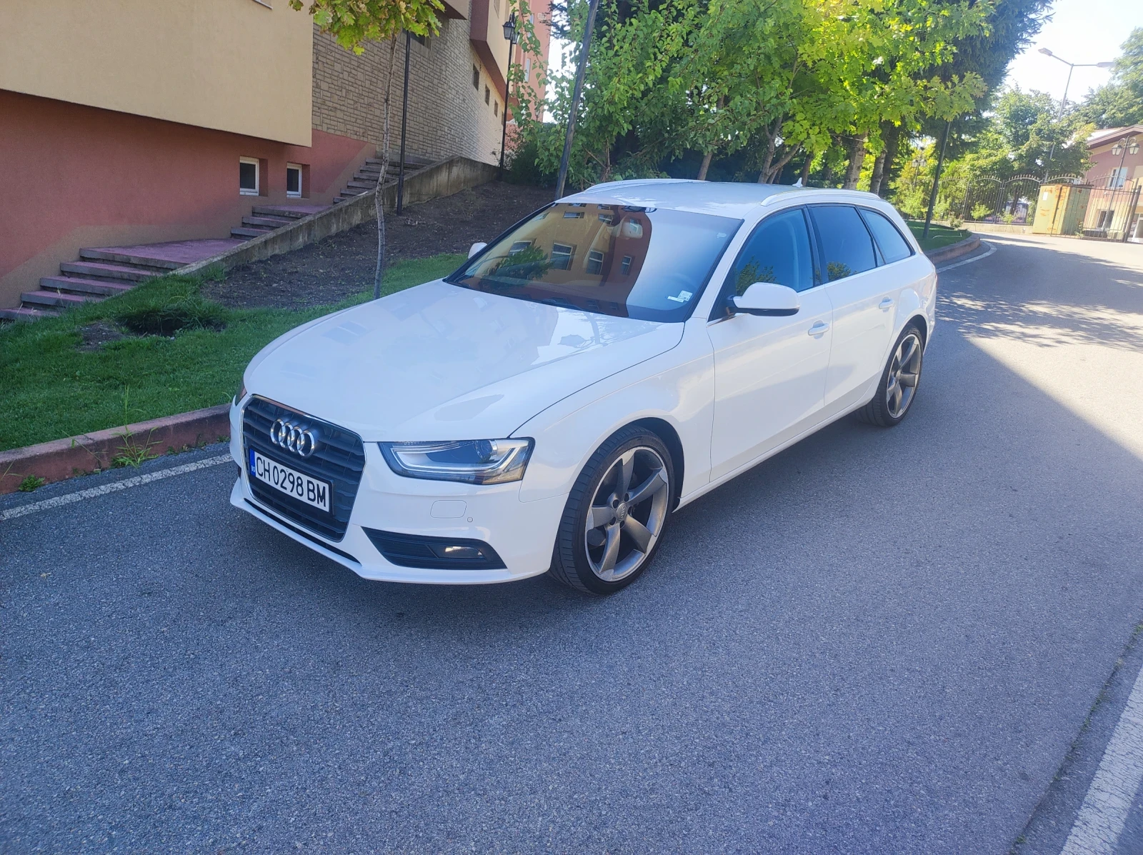 Audi A4  - изображение 4