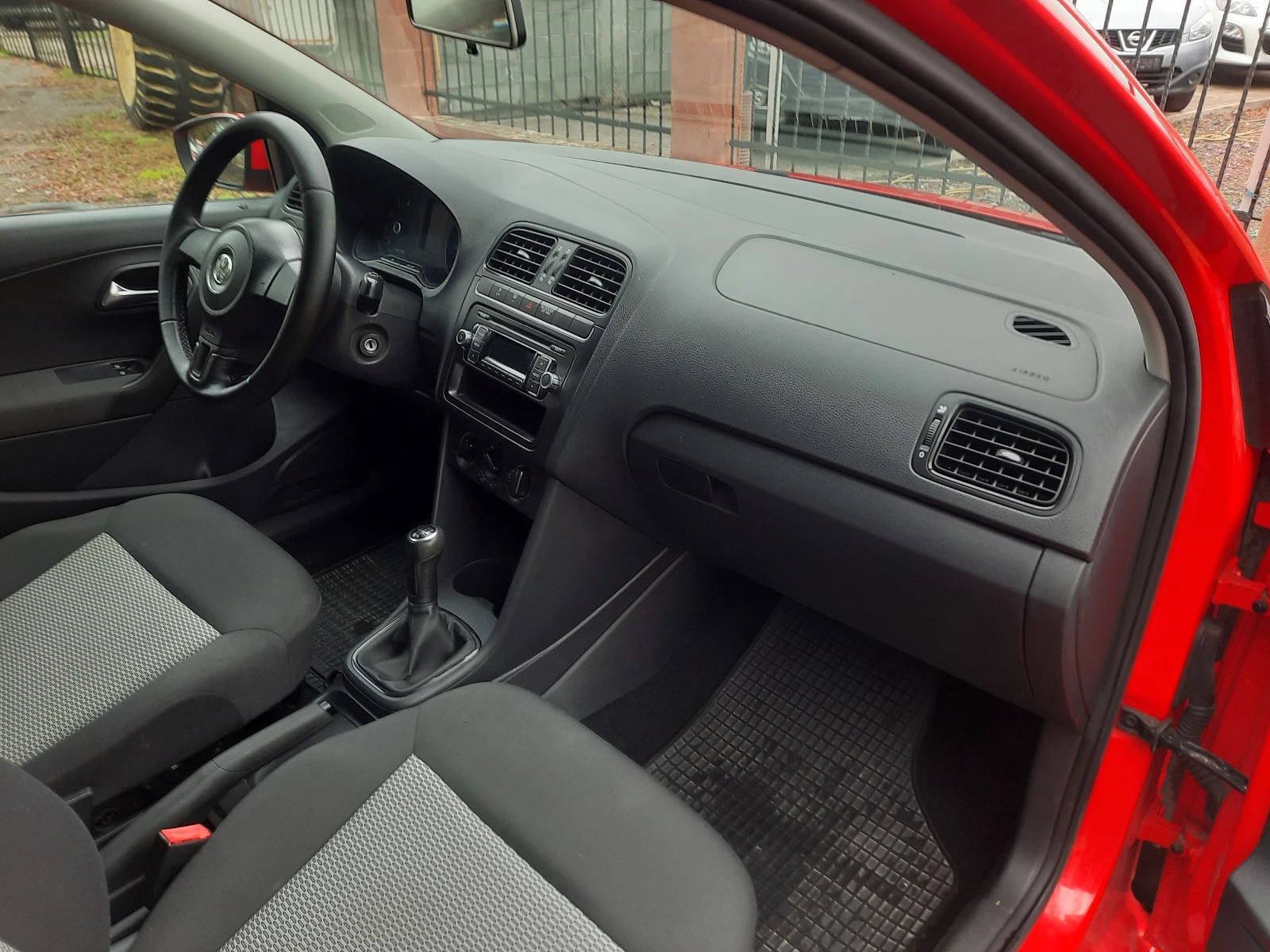 VW Polo 1.2i | Mobile.bg   11