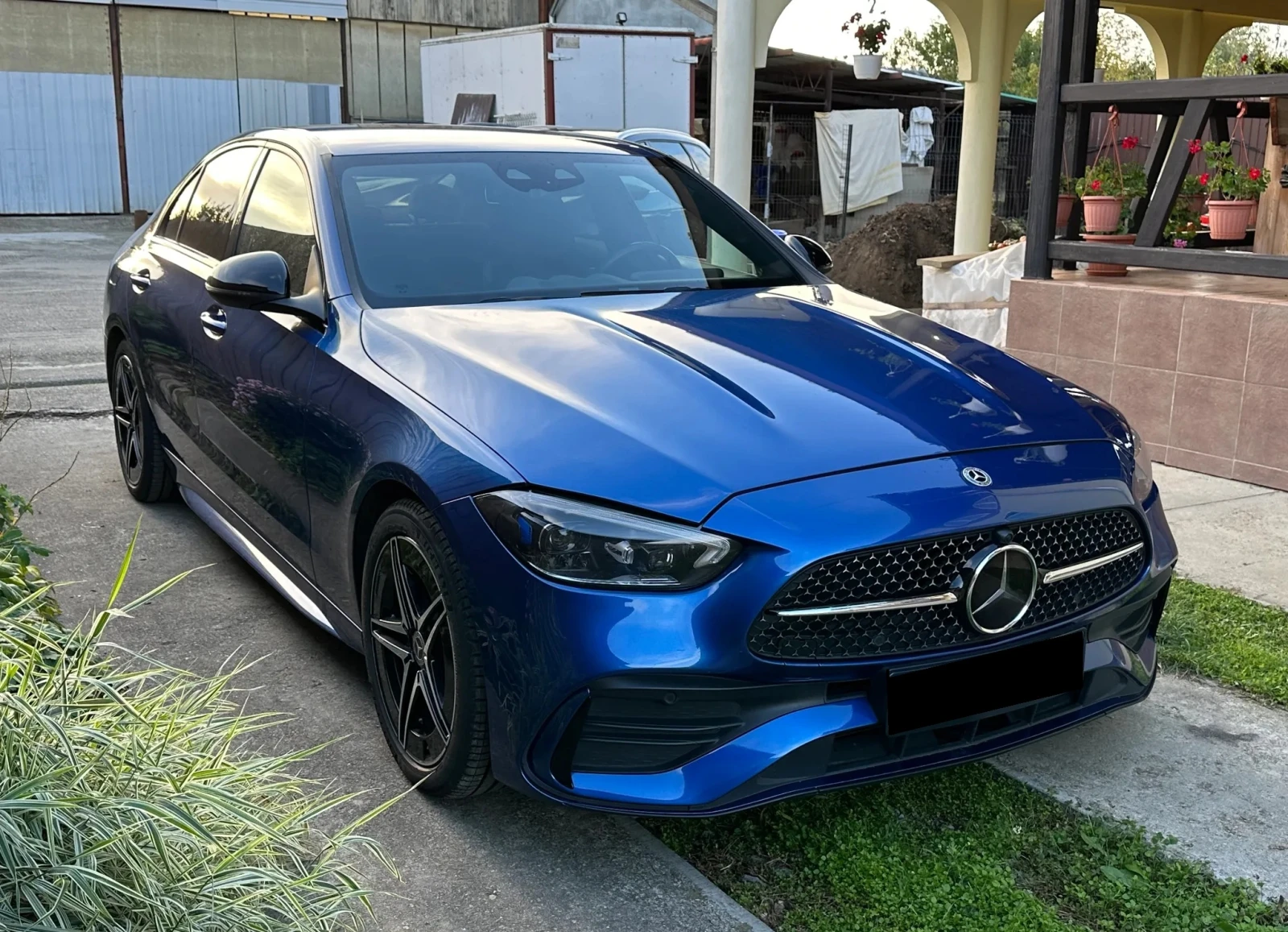 Mercedes-Benz C 300 AMG-Line - изображение 2